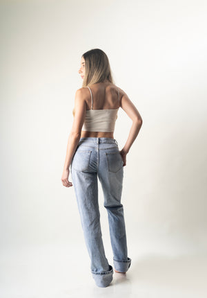 Pantalon straight azul claro para mujer vista trasera completa
