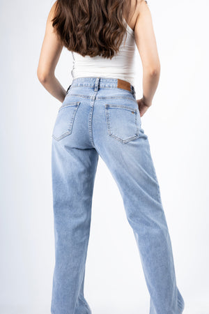 pantalon wide leg azul claro mujer vista trasera
