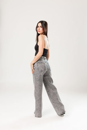 pantalon wide leg gris con brillos vista trasera fit amplio