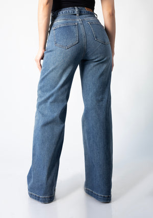 pantalon wide leg azul vista trasera con bolsillos y tiro alto