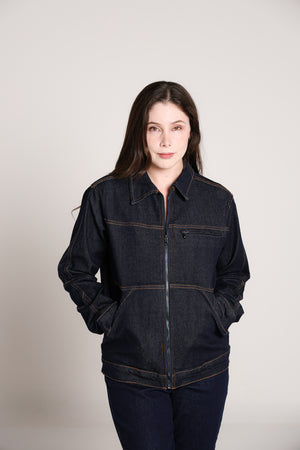 Chamarra de mezclilla dark blue con cierre frontal