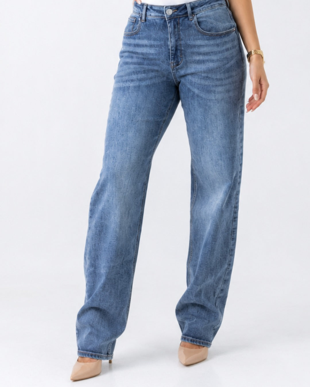 Pantalon straight azul de mezclilla para mujer vista frontal